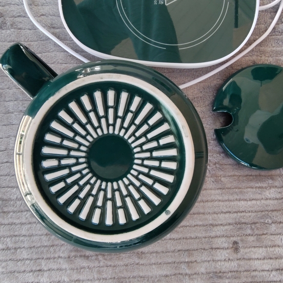 Coffee Cup Warmer, with a ceramic lid. Like New, Used Once. - Picture 3 of 5